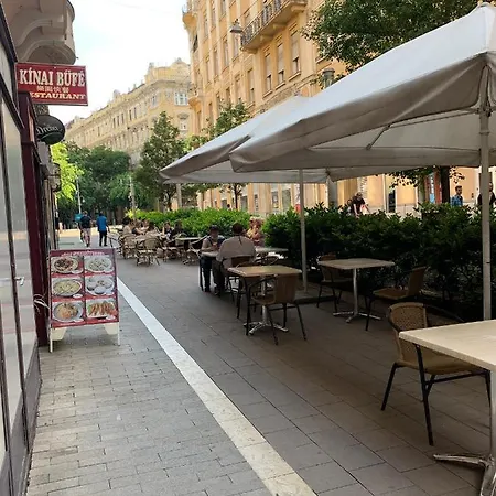 Rainforest By The Danube Apartamento Budapest